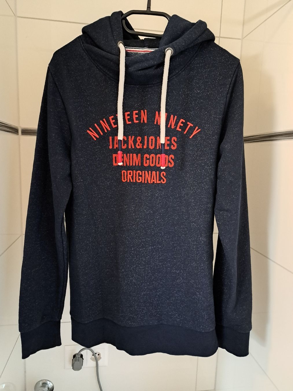 Jack & Jones Maglioni & Felpe: Pull à capuche Jack and Jones original wie neu ! – Nuovo (secondo la descrizione) da Uvrier venduto da har_5k9n