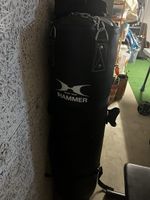 Boxsack Hammer schwarz mit Deckenhalterung gebraucht