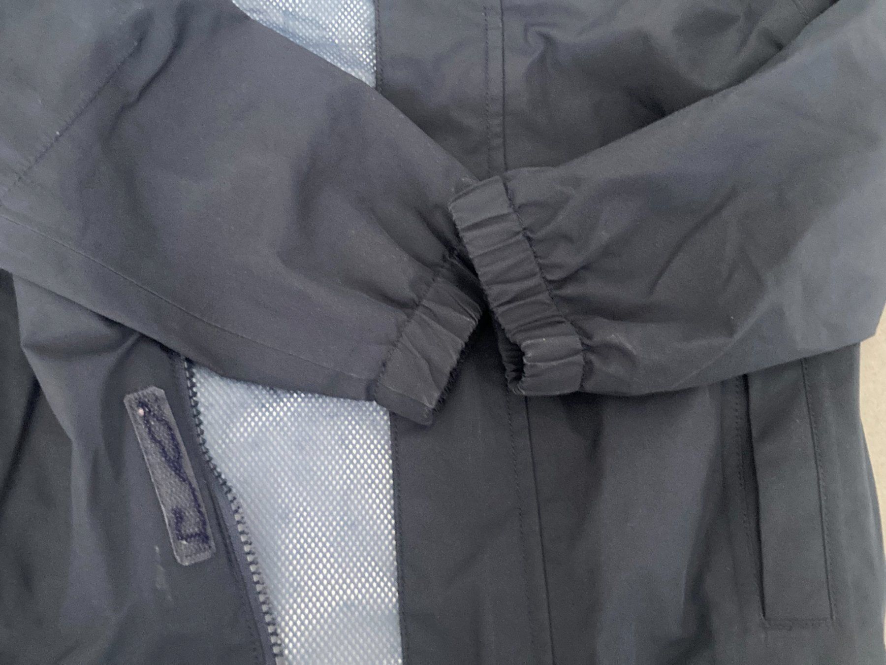 Jack Wolfskin Giacche & Cappotti: Jack Wolfskin Regenjacke Gr. 104 – Usato da Stüsslingen venduto da ascabatjo 3