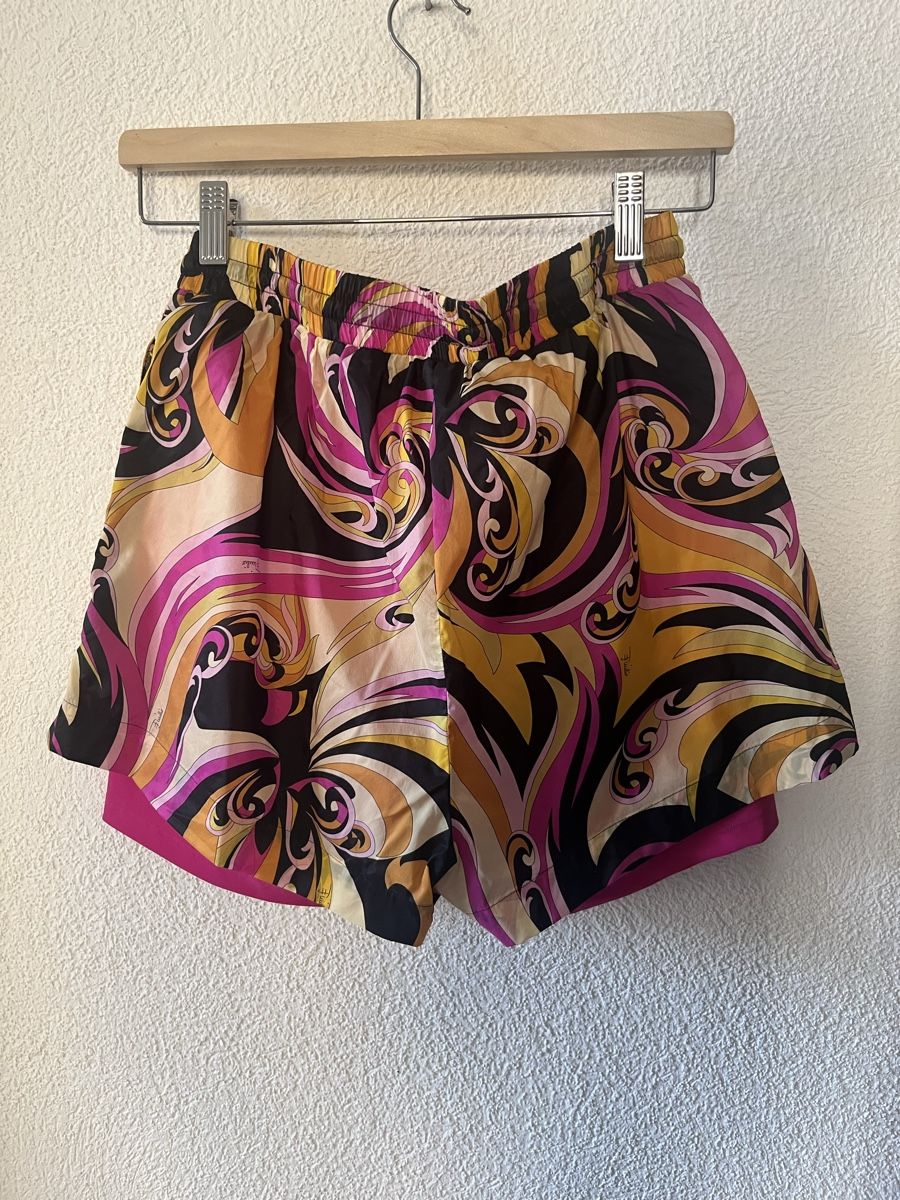 Emilio Pucci Hosen: Emilio Pucci shorts – Neu (gemäss Beschreibung) aus Zürich von han_8pzj