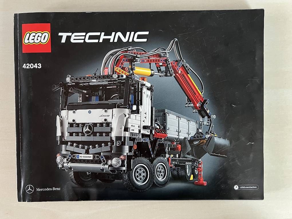 Lego Kit di costruzioni: LEGO technic Mercedes-Benz Arocs – Usato da Breitenbach venduto da val_6vfq 3