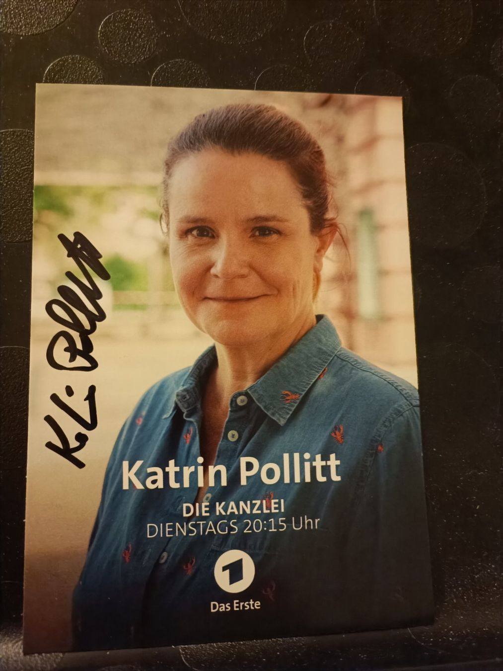 Autogramme: Katrin Pollitt - handsignierte Autogrammkarte – Gebraucht aus Menziken von Artographs