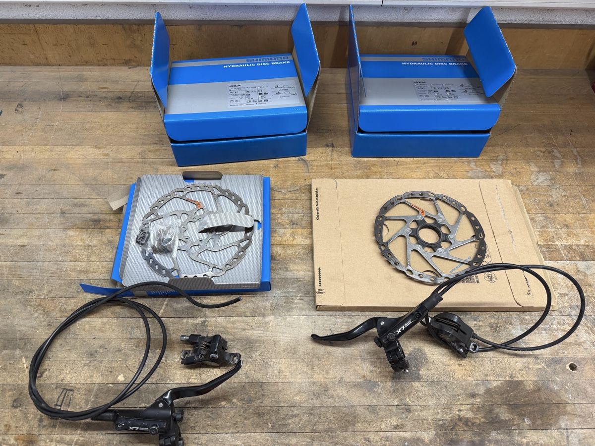Shimano Pezzi di ricambio: Shimano Scheibenbremsen Set  – Usato da Zermatt venduto da mpower431