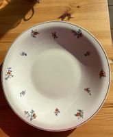 Vintage Porzellanteller mit Blumen- und Golddekor Ø 30 cm