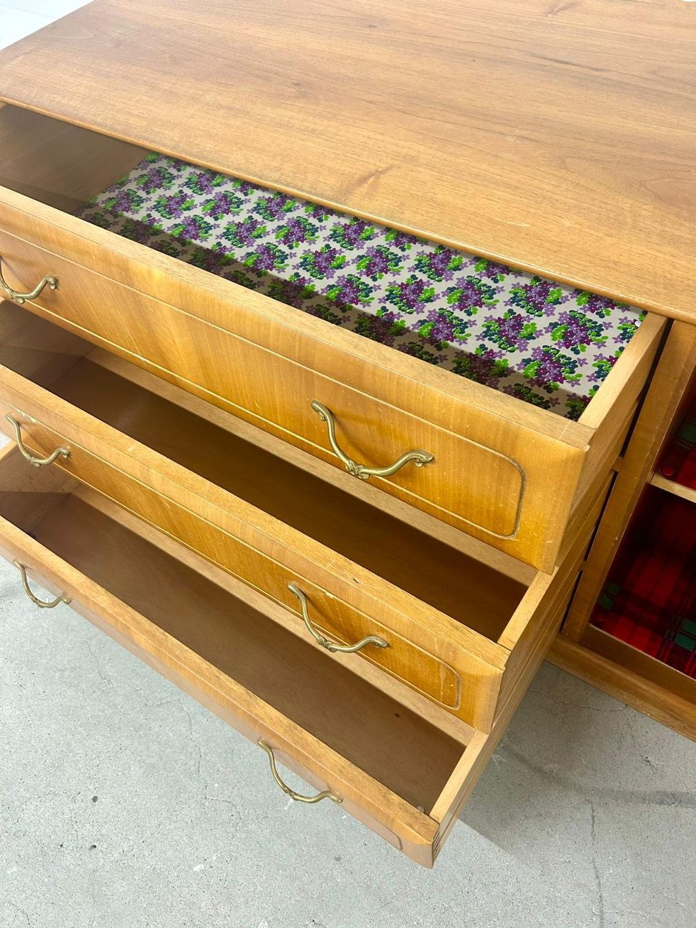 Cassettiere: Retro Sideboard Buffet mit Schubladen Holz Vintage Kommode – Usato da Rickenbach ZH venduto da Der-Insider 2