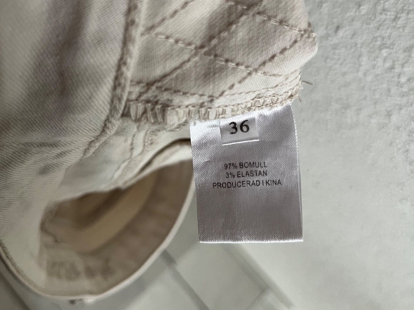 Jeans: Beige Jeans - Honey Blue – Usato da Jonschwil venduto da juliana_pluess 5
