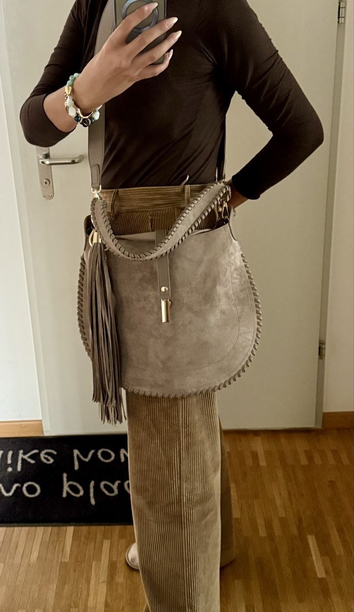 Taschen für Damen: Damen Tasche – Neu (gemäss Beschreibung) aus Zürich von Nika017 3