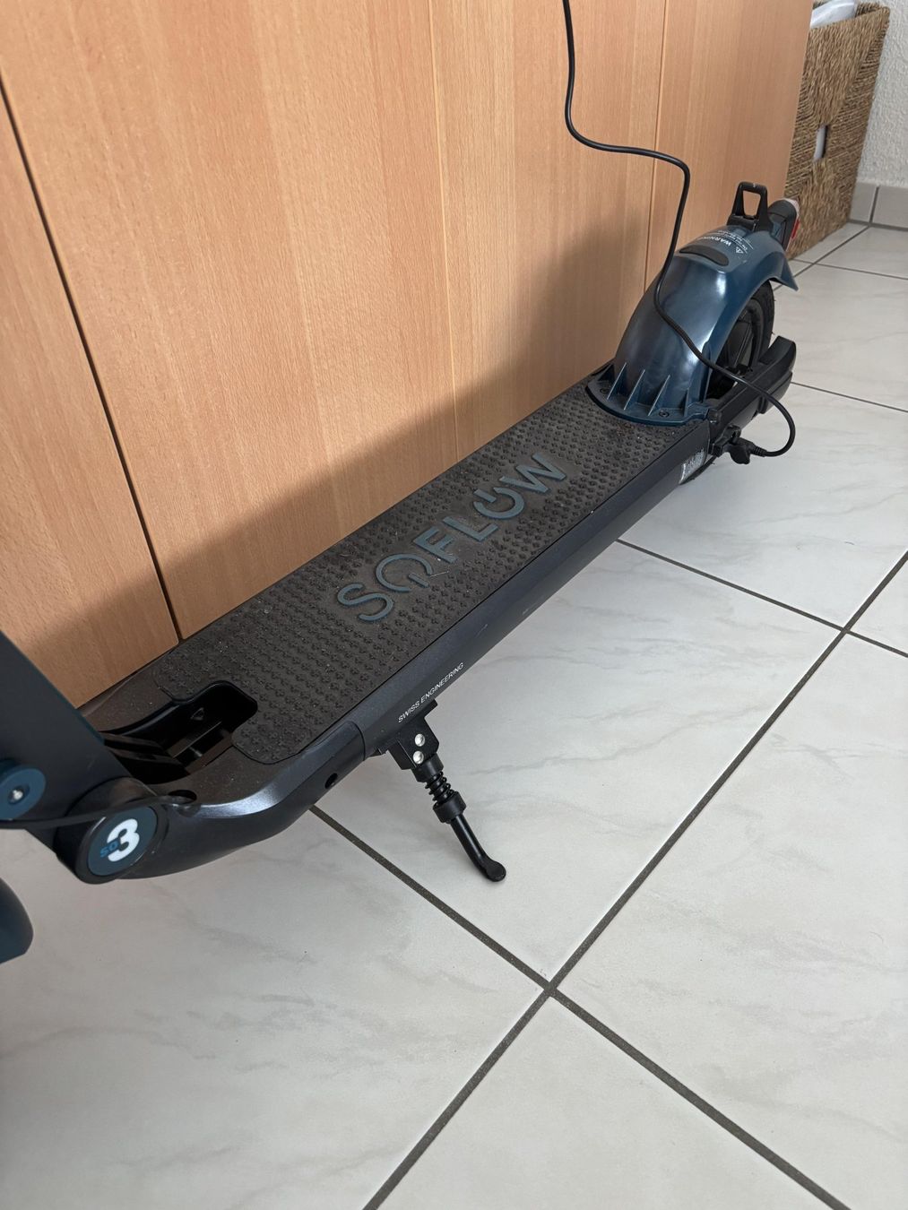 Soflow Kickboard: SoFlow SO3 2. Generation E-Scooter, top Zustand – Usato da Thierachern venduto da saurer-berna 3