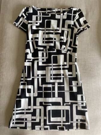 Stylisches Kleid von Mötivi