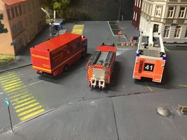 HERPA 1:87 H0 MB, FLUGHAFENFEUERWEHR