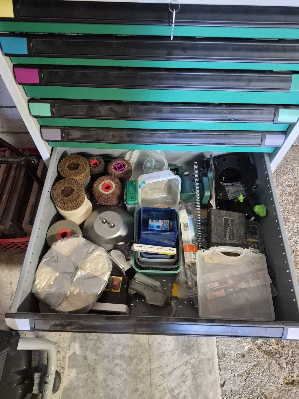 Armadi: Thurmetall Werkstattschrank mit Schubladen – Usato da Hallau venduto da xenom0rph 6