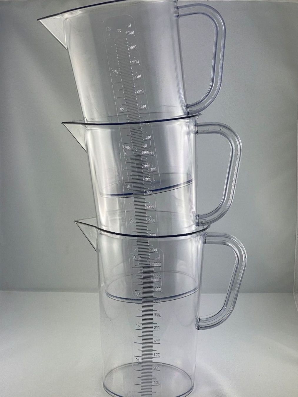 Contenitori & Simili: Messbecher 1 Liter, Set à 3 Stück – Nuovo (secondo la descrizione) da Münchenstein venduto da sysenial 2
