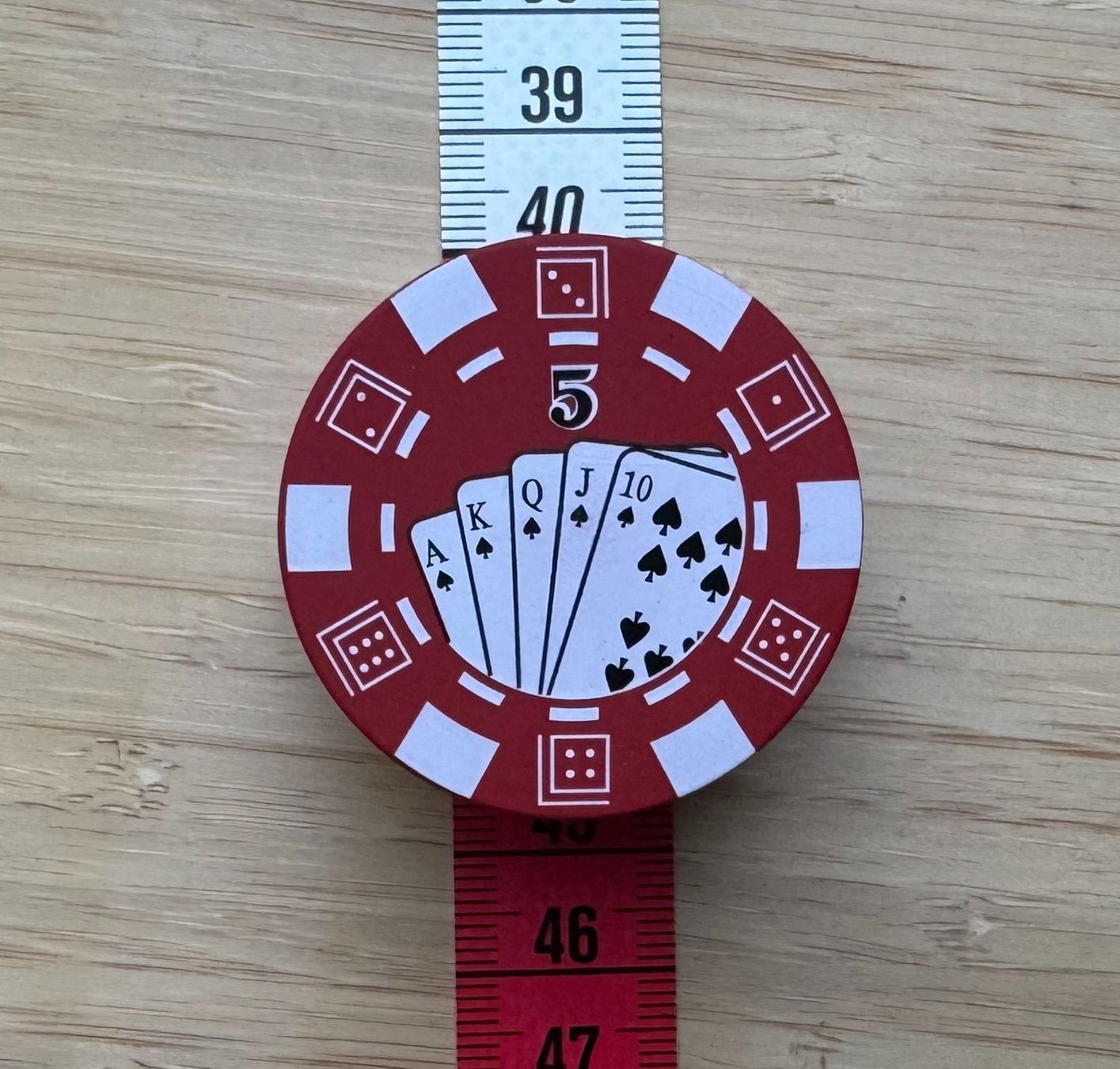 Tabacchi: roter Pokerchips Grinder, red, Mühle – Nuovo e nell'imballaggio originale da Winterthur venduto da YaV 1