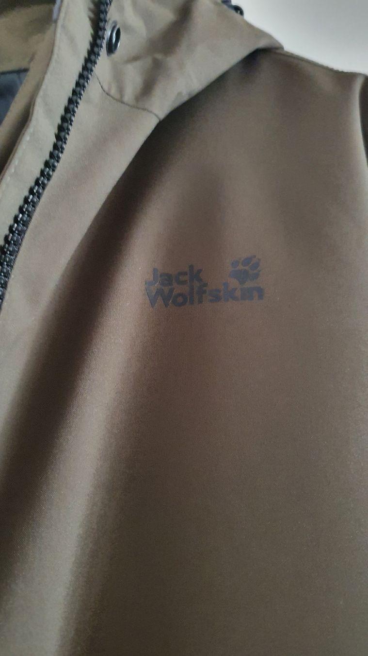 Jack Wolfskin Jacken: Jack Wolfskin Jacke – Neu (gemäss Beschreibung) aus Basel von and_xs78 1