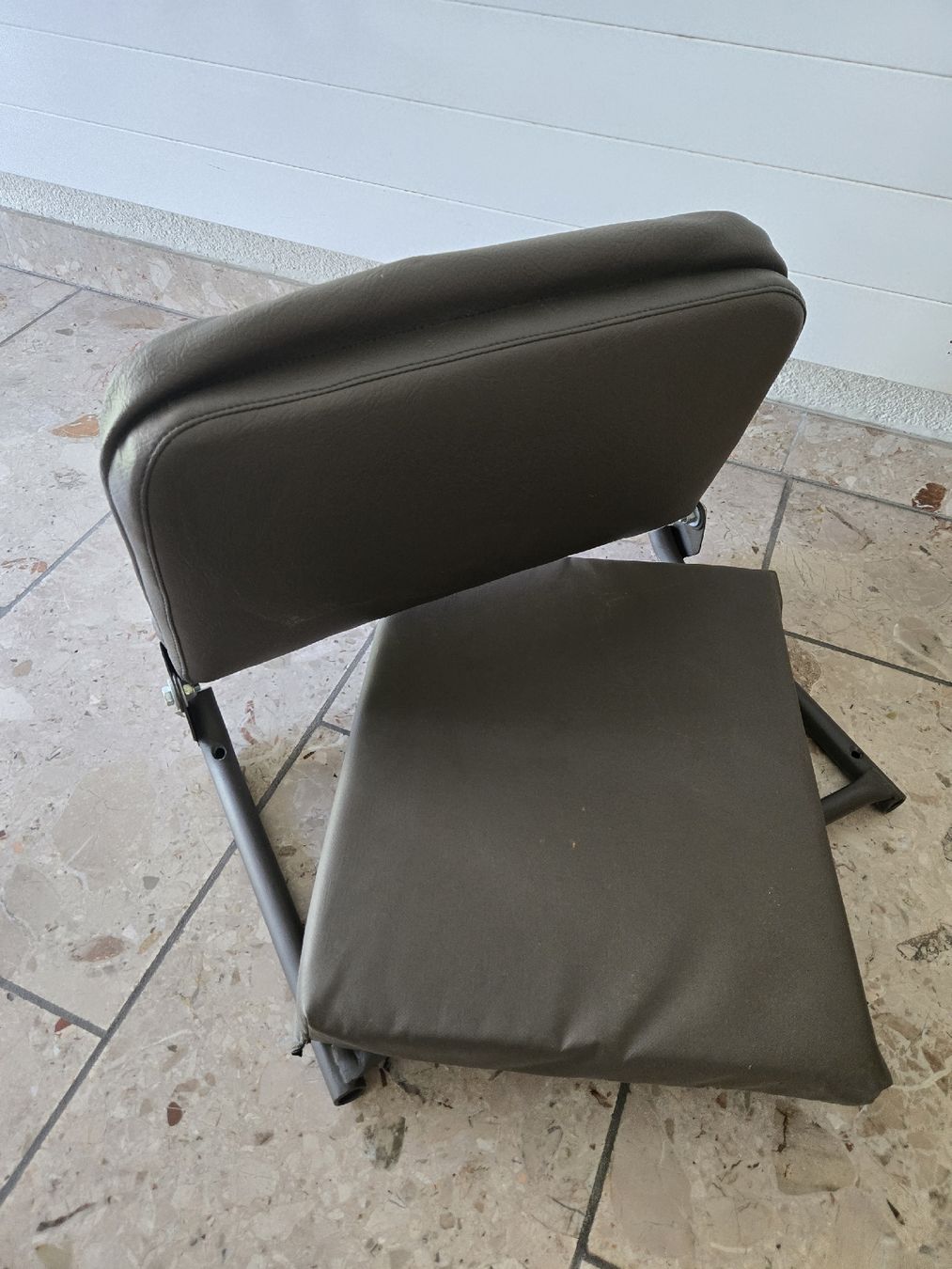 Sonstiges Fahrzeugzubehör: Puch Haflinger Rück Sitz  – Neu (gemäss Beschreibung) aus Dagmersellen von swissregor 1