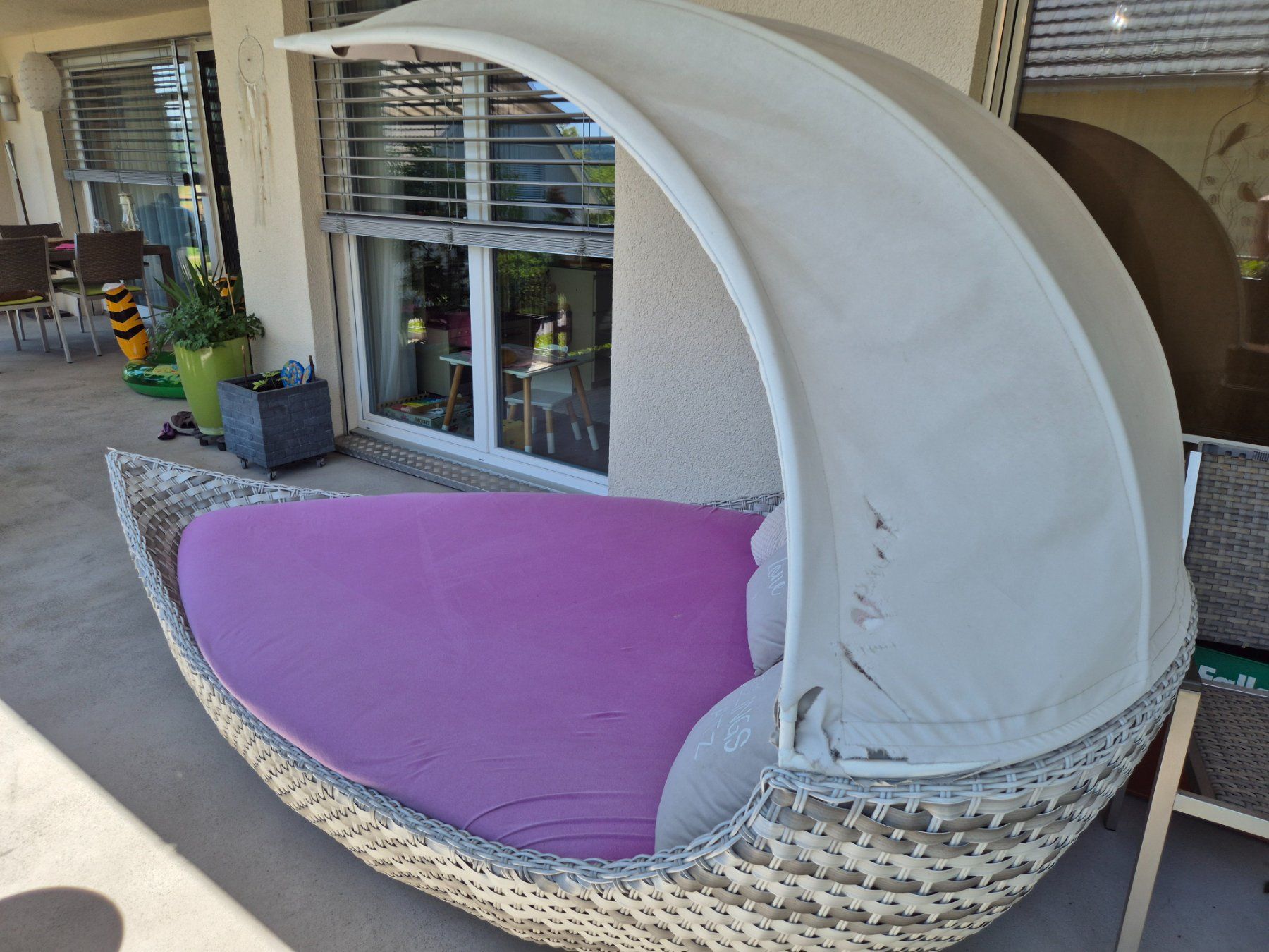 Liegen & Liegestühle: Schöne Outdoor Liege Lounge Muschel – Gebraucht aus Adlikon b. Andelfingen von Chili686 3