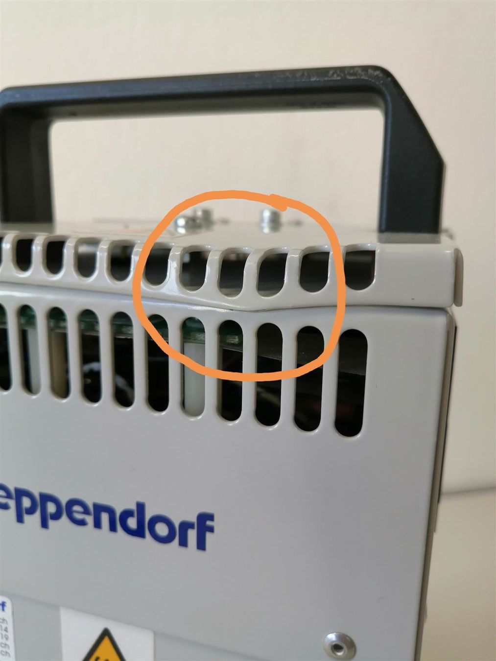 Accessori da laboratorio: Eppendorf Heat Sealer – Usato da Niederdorf venduto da LeptonAG_Labor 4