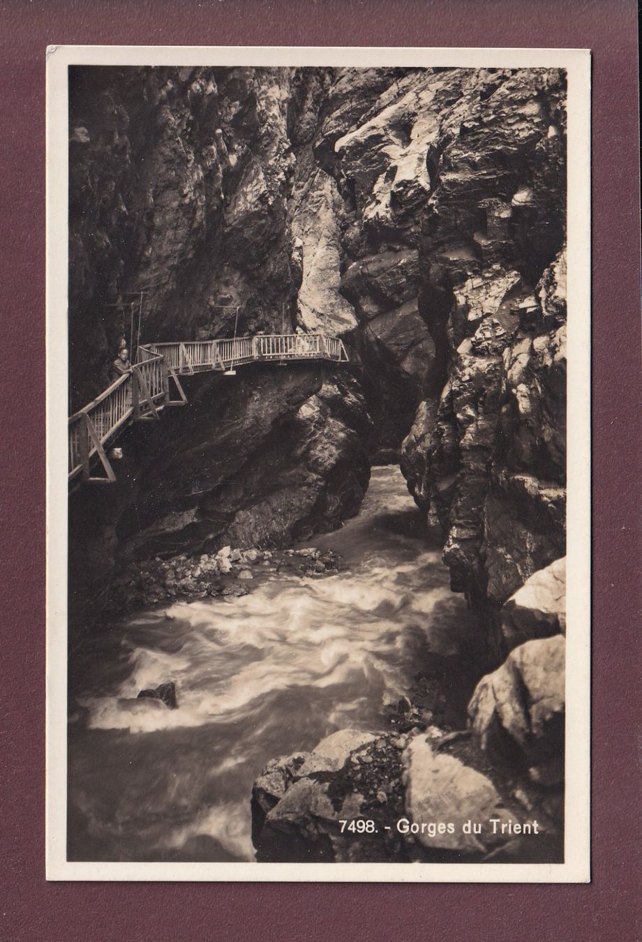 Cartoline postali: GORGES DU TRIENT – Usato da Pully venduto da nicecards