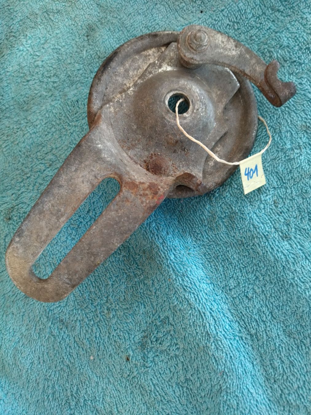 Sachs Parti ricambio per ciclomotori: Sachs Hercules Bremsankerplatte  D 90mm – Usato da Fahrni b. Thun venduto da Bergers_occasionen