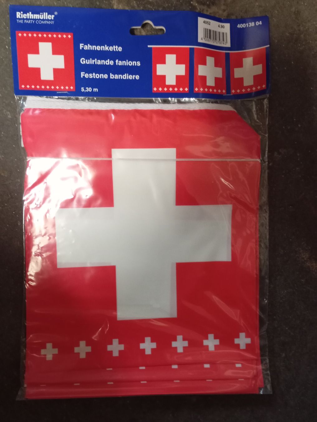 Tutte le decorazioni: Fahnenkette CH Plastik – Nuovo e nell'imballaggio originale da Winterthur venduto da pjuma01