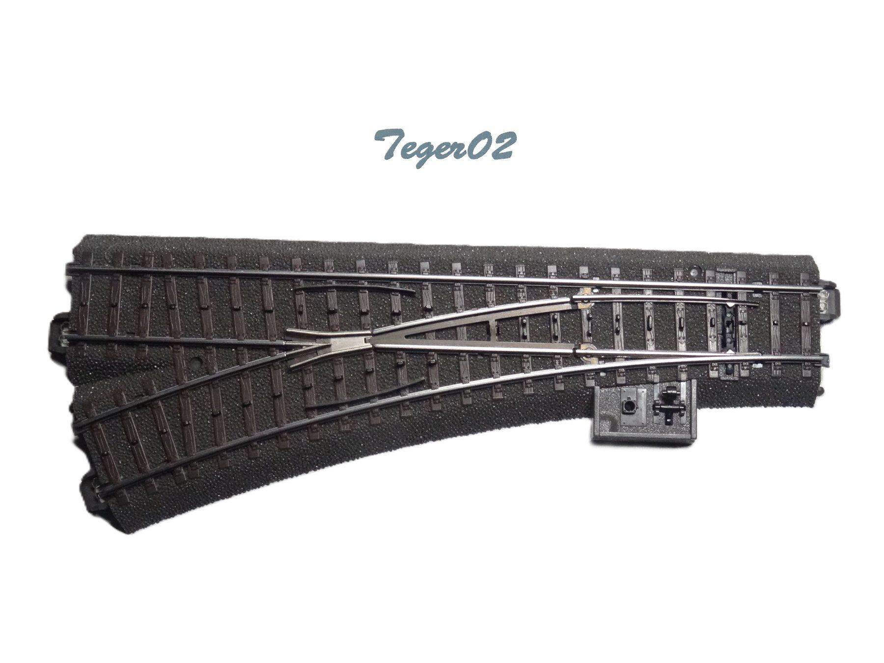 Märklin Modelleisenbahnen: Märklin. H0 24611-R  C-Weiche – Gebraucht aus Hochdorf von Teger02