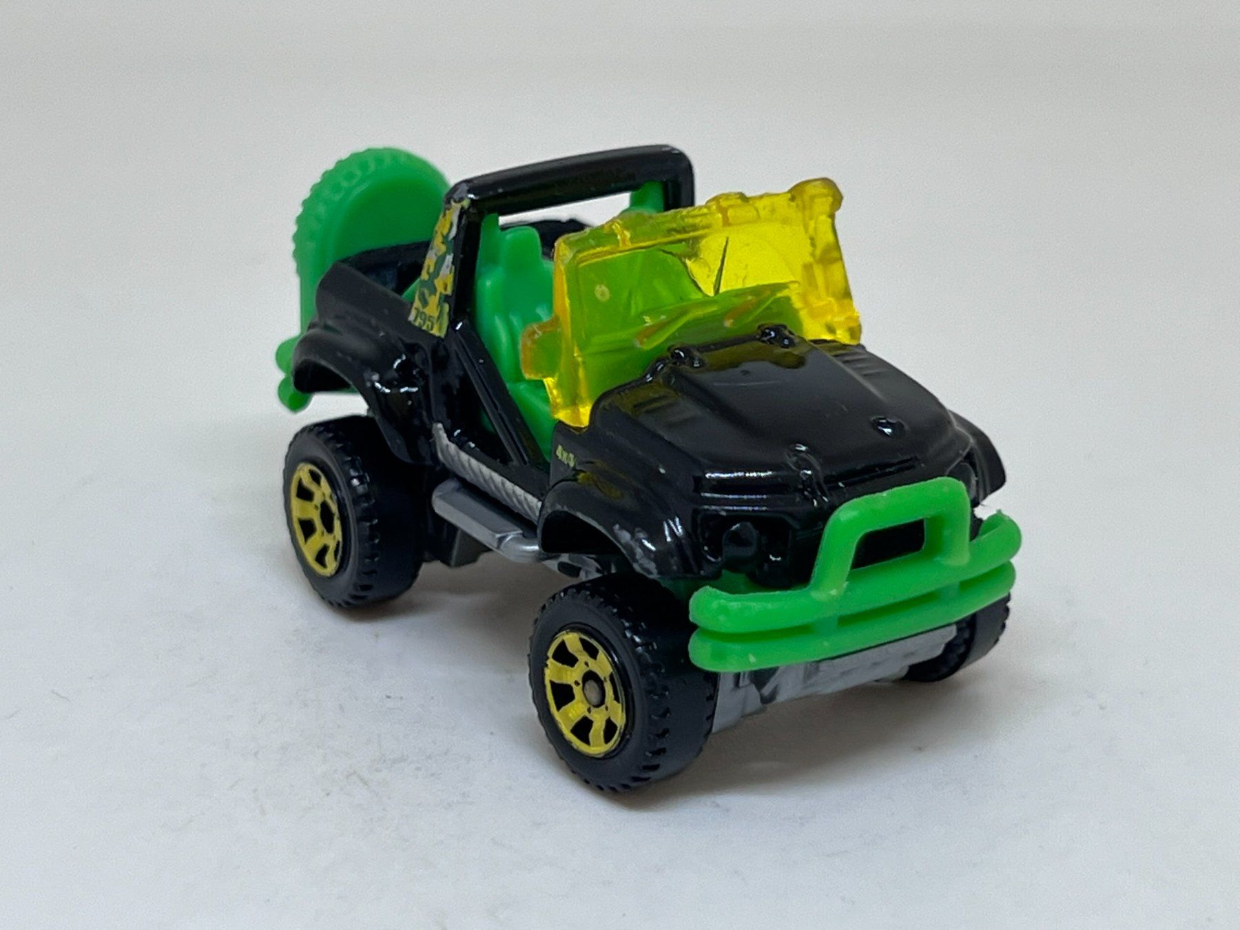 Matchbox Modellini d'auto: Matchbox Cliff Hanger #767 – Usato da Wildegg venduto da LaaBoutique