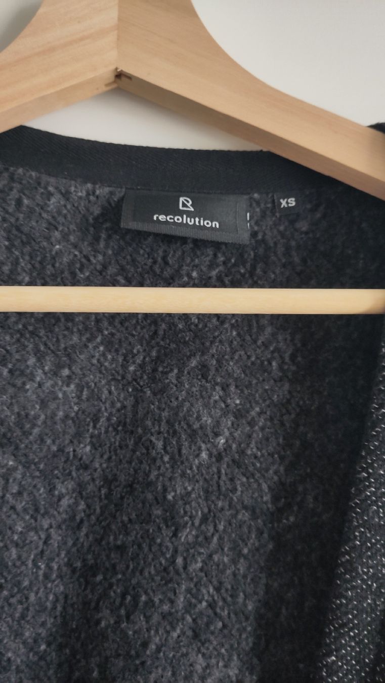 Manteaux: Recolution Strickjacke XS, Grau meliert – D'occasion à Neuenhof par zoralicia 1
