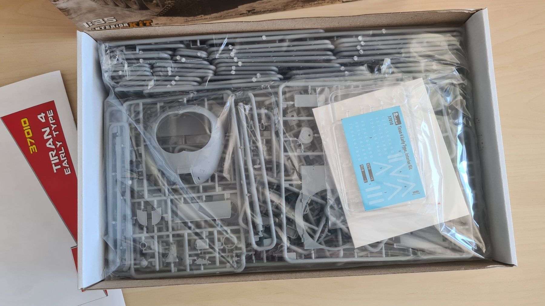 Kit di modellismo & Modellini statici: 1:35 Tiran 4 early type interior kit - Miniart 37010 – Nuovo (secondo la descrizione) da Bassersdorf venduto da jackbmw 6
