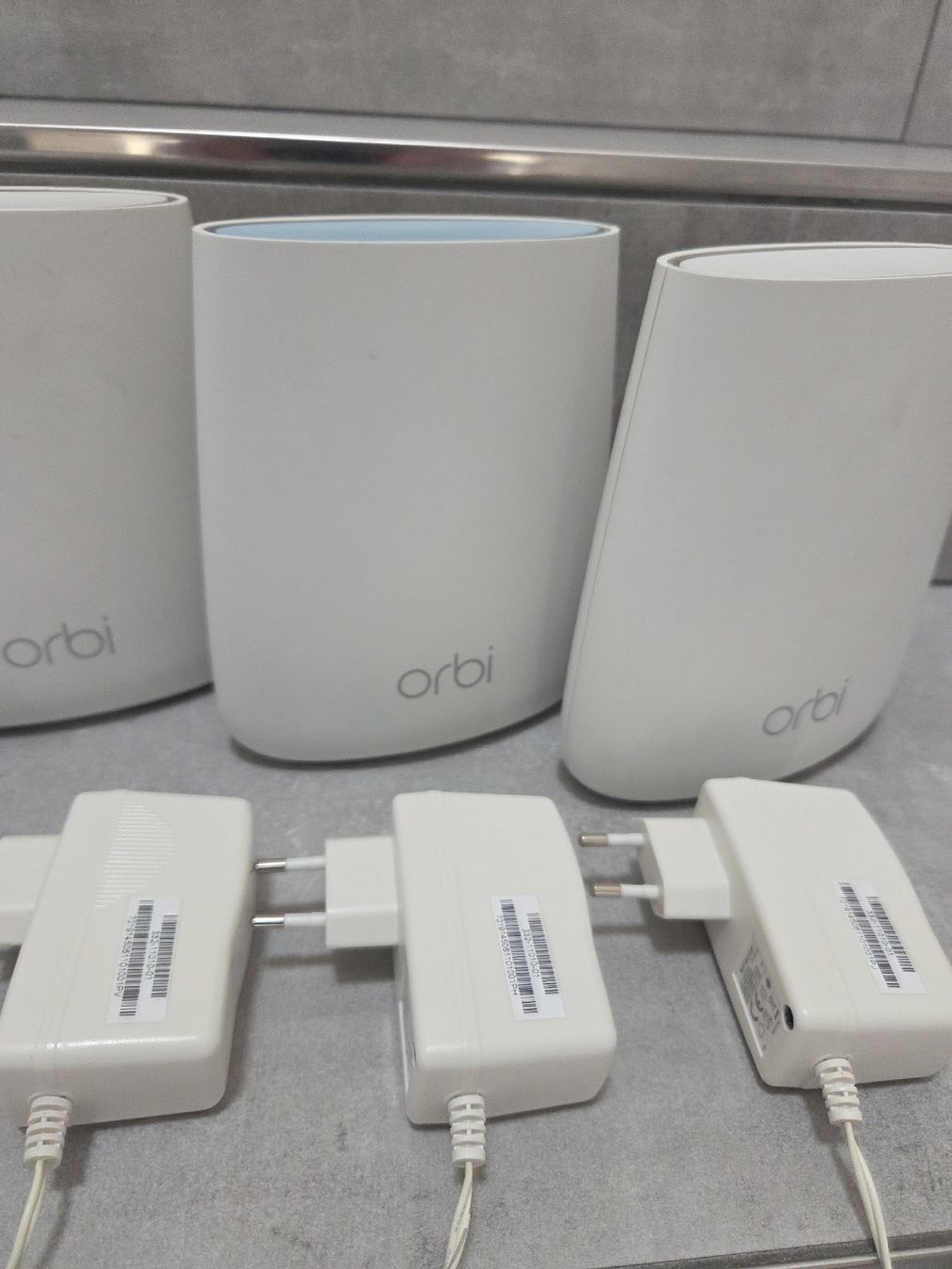 Modems & Router: Orbi Router gebrauchter Zustand – Gebraucht aus Frutigen von cmas11 2