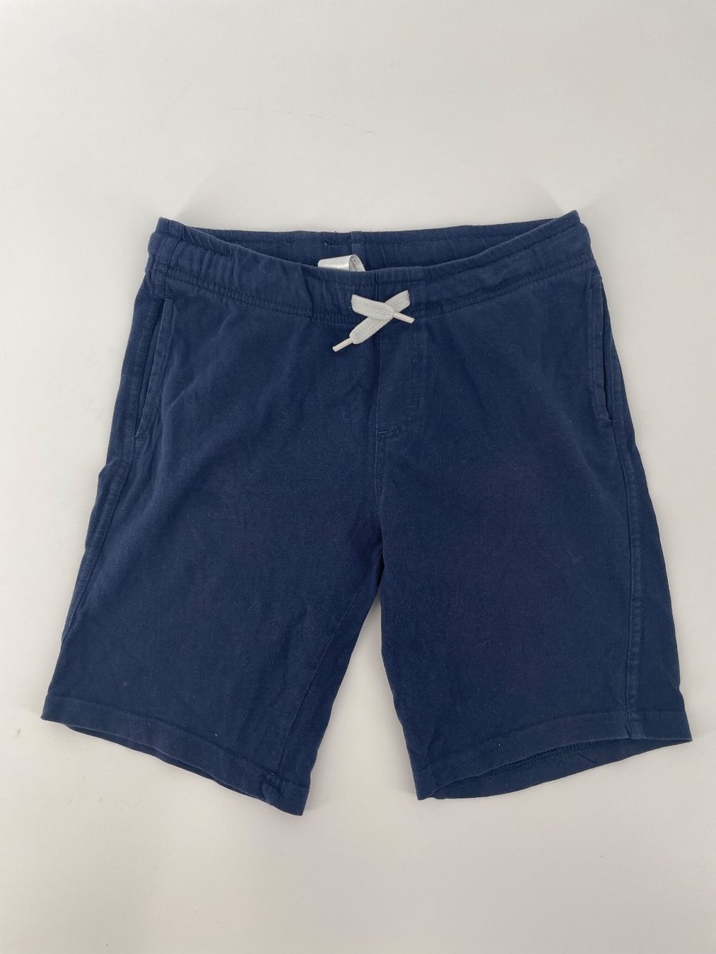 C&A Pantaloni: Shorts Gr. 128 von C&A – Usato da Auenstein venduto da moin.