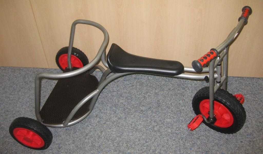 Veicoli per bambini: Dreirad Benhur / Tricycle Benhur – Usato da Neyruz FR venduto da Dottely