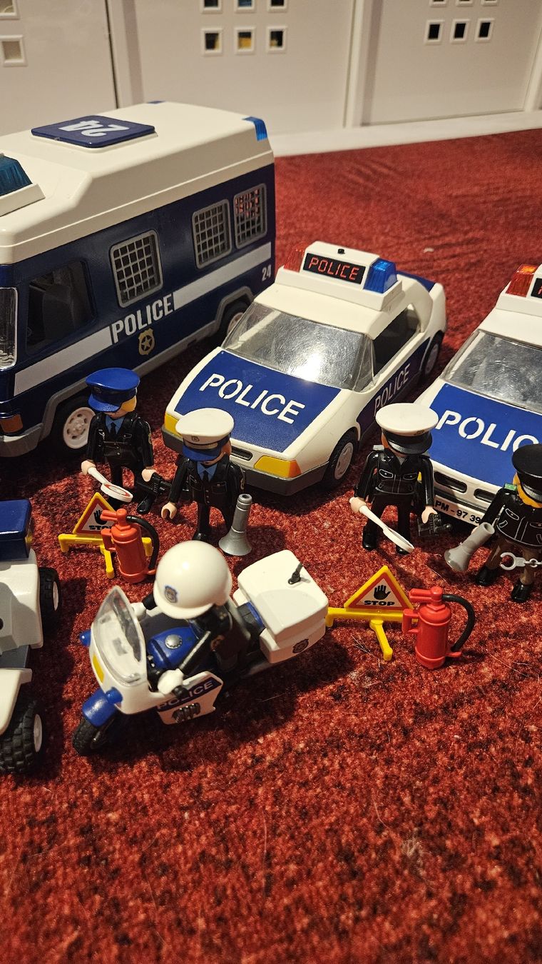 Playmobil Giocattoli: Playmobil Polizei, verschiedene Sets – Usato da Rudolfstetten venduto da Hoppel17 3