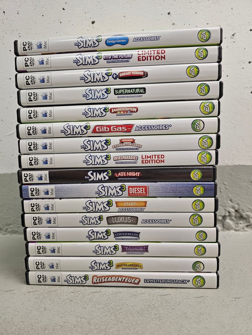 Giochi: Sims 1 Oder Sims 3 - 5fr. Pro – Usato da Oberuzwil venduto da ItzSenju_ 1