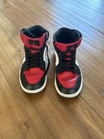 Nike Air Jordan 1 Mid rot schwarz Grösse 42 gebraucht