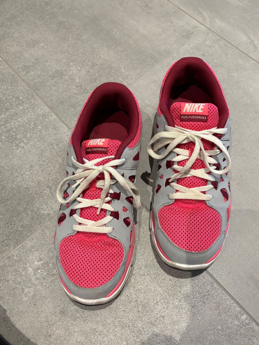 Scarpe da donna: Nike Dualfusionrun 2 – Usato da Fully venduto da def_d5vj 1
