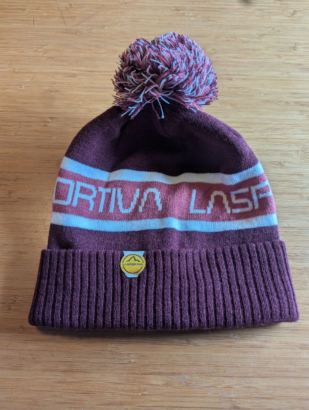 La Sportiva Copricapi, berretti & cappellini: La Sportiva Beanie Bordeaux – Nuovo (secondo la descrizione) da Stans venduto da angelajanequick 1