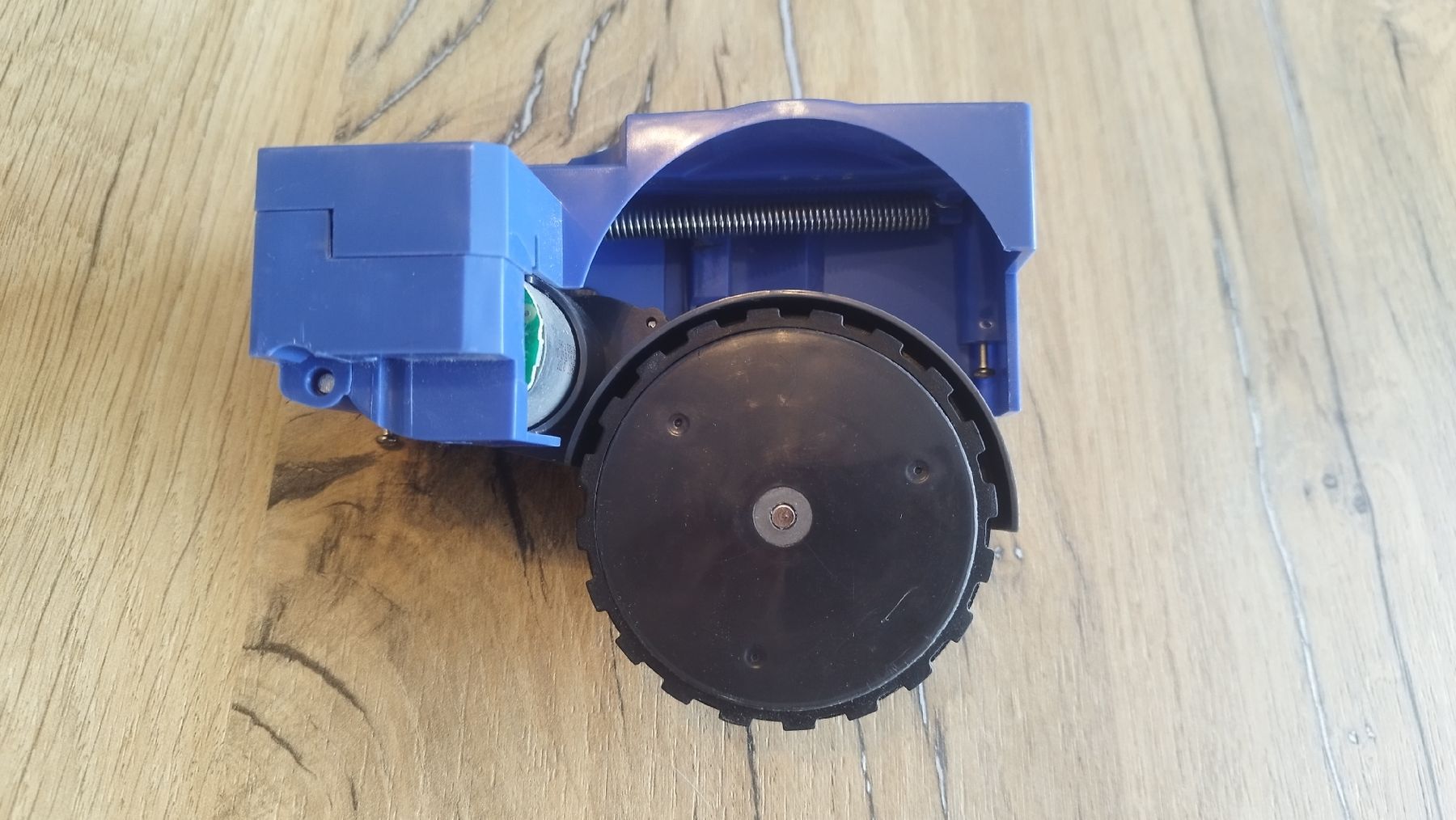 Irobot Aspirapolveri & Accessori: Roue droite irobot roomba – Usato da La Chaux-de-Fonds venduto da orelg 2
