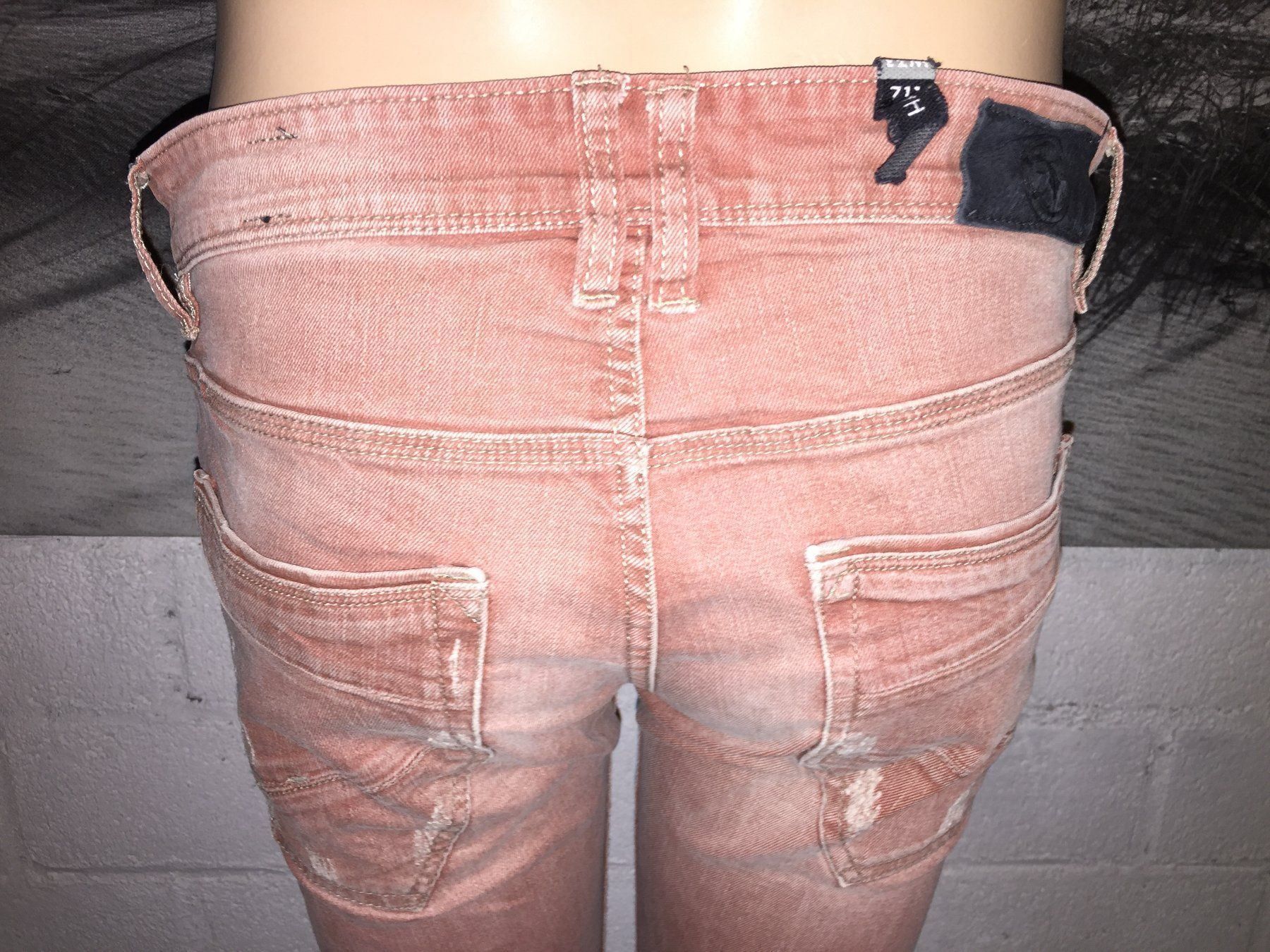 Le Temps Des Cerises Jeans: LTC LE TEMPS DES CERISES Jeans taille 33 – Usato da Cossonay-ville venduto da Super-Price-Quality 8