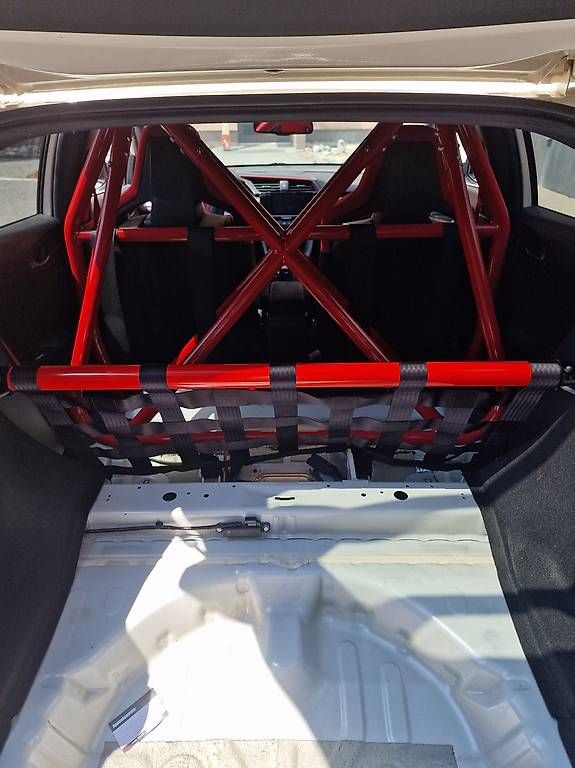 Tutte le macchine: rollbar type r fk8 – Usato da Morbio inferiore venduto da Scavo20 4