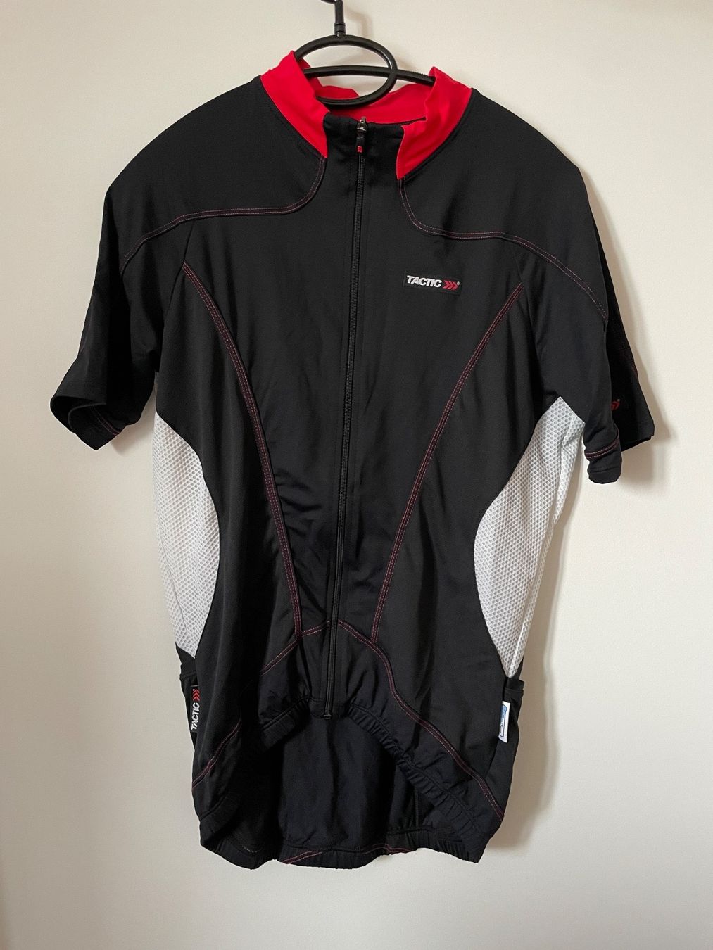 T-shirt: Radtrikot Grösse L NEU – Nuovo (secondo la descrizione) da Schübelbach venduto da Sambodscha