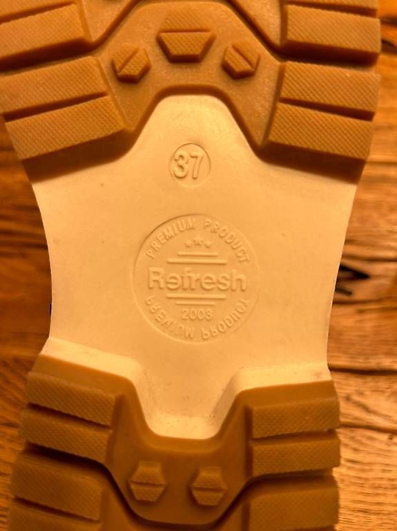Scarpe per ragazzi: Winterschuhe Knaben Gr. 37 NEU – Usato da Lyss venduto da af123 2