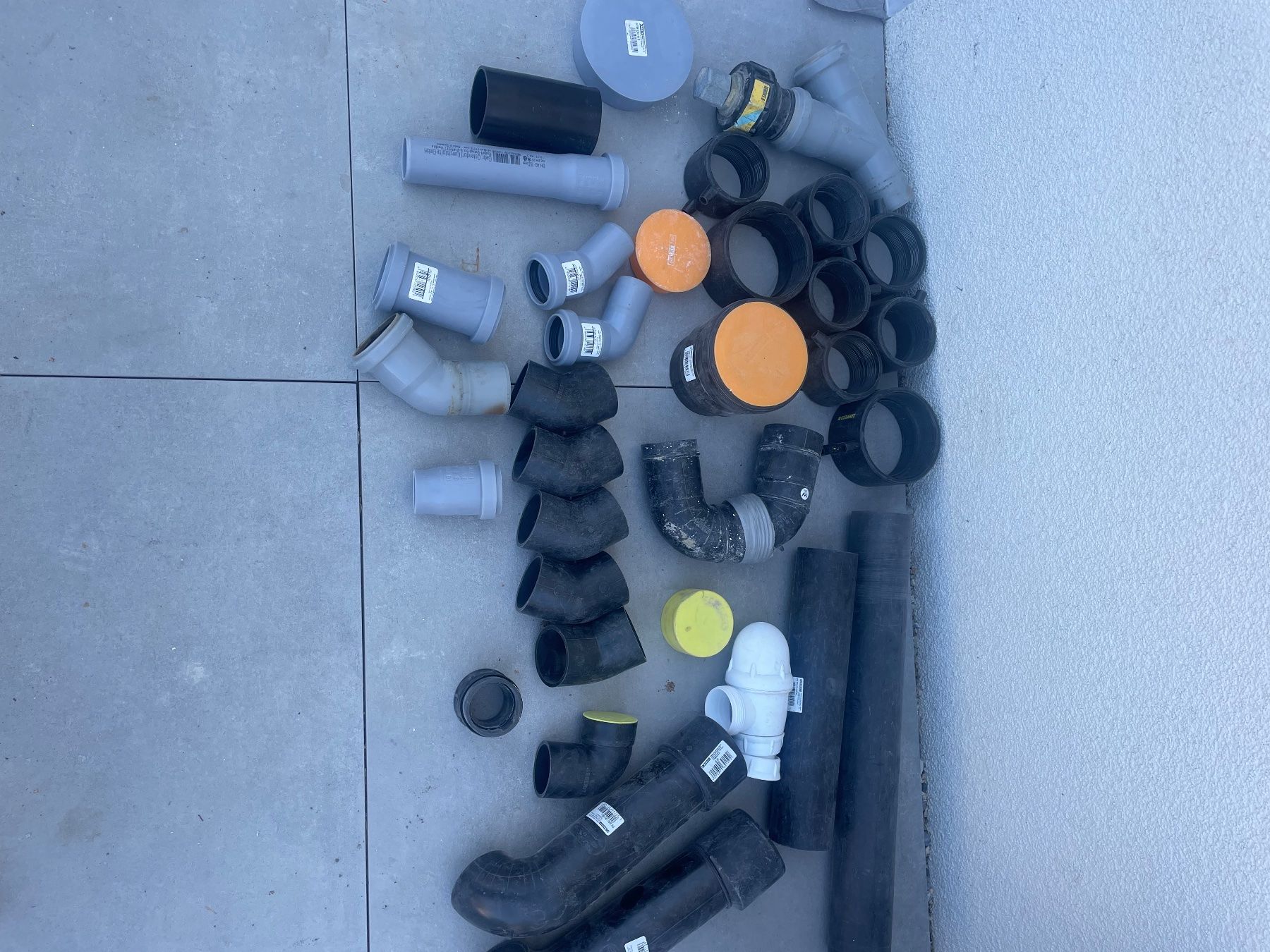 Ferramenta: Manchons  Geberit raccords divers et coudes – Usato da Bex venduto da ymaarfi 4