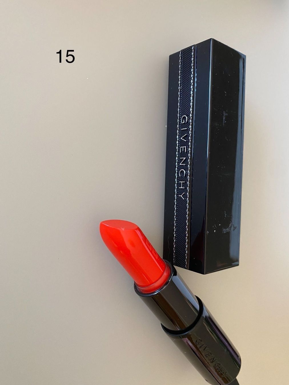 Make-up: Givenchy lipstick maquillage – Nuovo e nell'imballaggio originale da Pully venduto da Natala