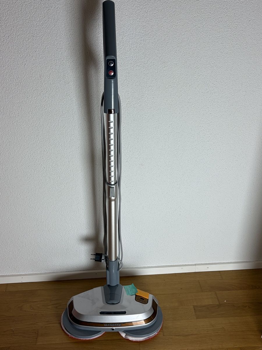 Tutte le macchine: Elektrischer Bodenwischer NP 300! – Usato da Brunnen venduto da Ylli_6440