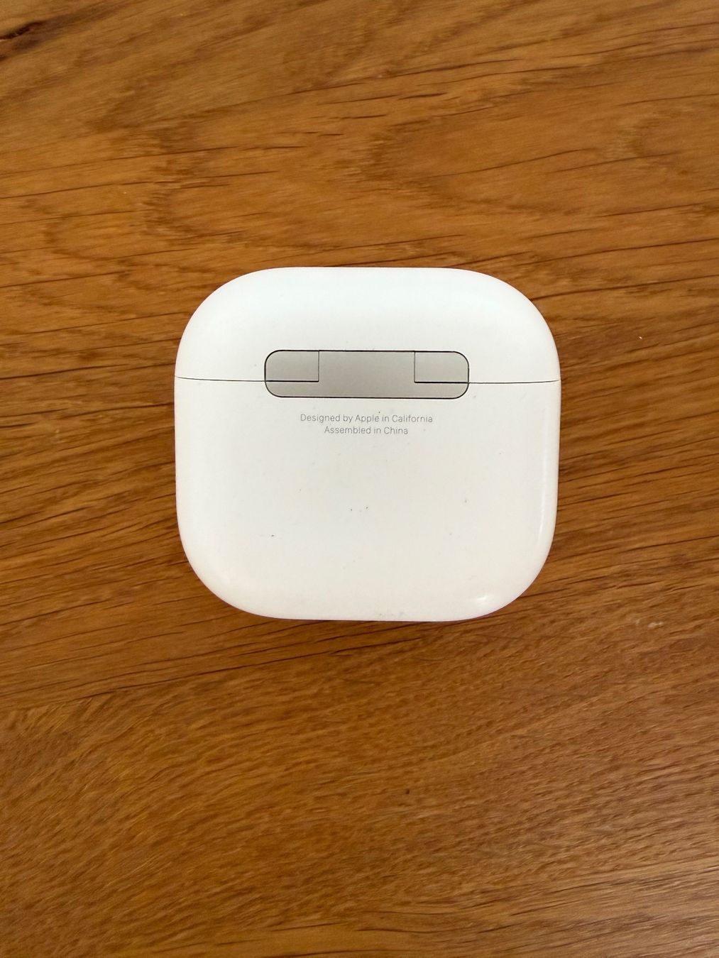 Apple Kopfhörer: APPLE AirPods 4 Charging Case – Gebraucht aus Lausanne von Nine1982 5
