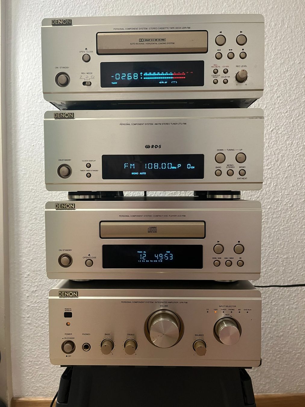 Denon Lettore multimediale & Streamer: Denon F88 Stereoanlage – Usato da Fahrweid venduto da pasta_555