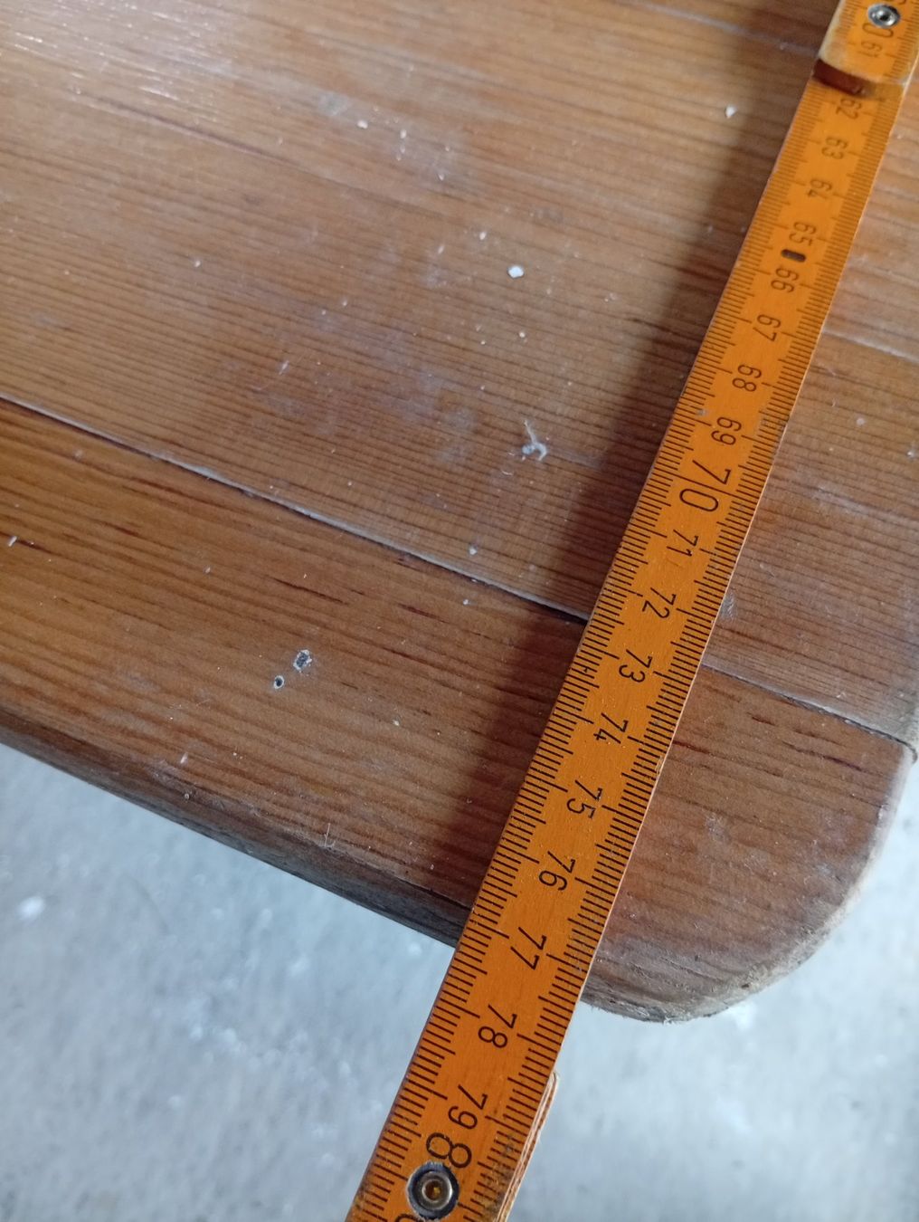 Set di tavolo e panche: Festbank mit extrabreitem Tisch – Usato da kreuzlingen venduto da plutobium 4