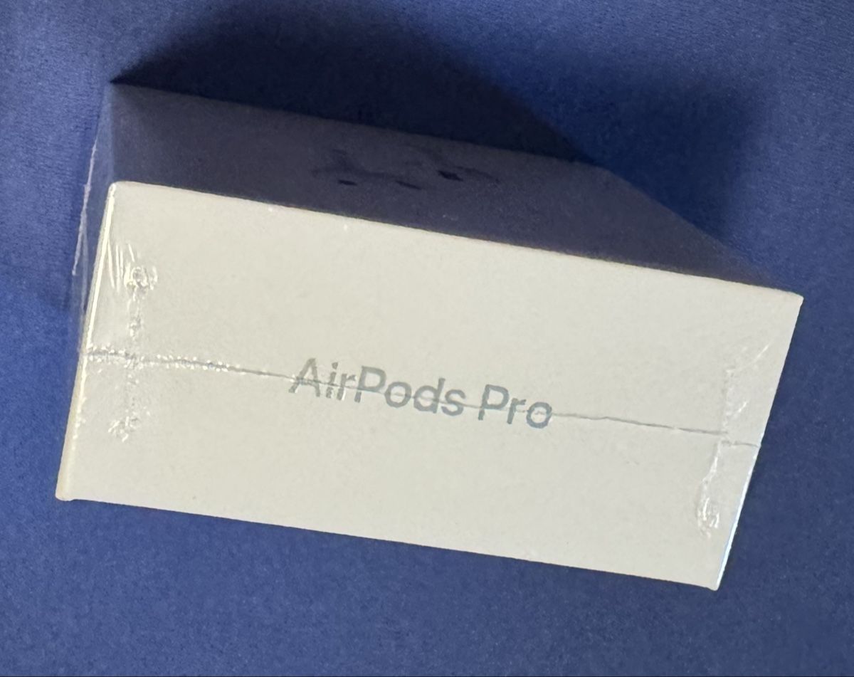 Apple Cuffie: Airpods Pro 3 – Nuovo e nell'imballaggio originale da Niederbüren venduto da rubenpeterbuchli 4