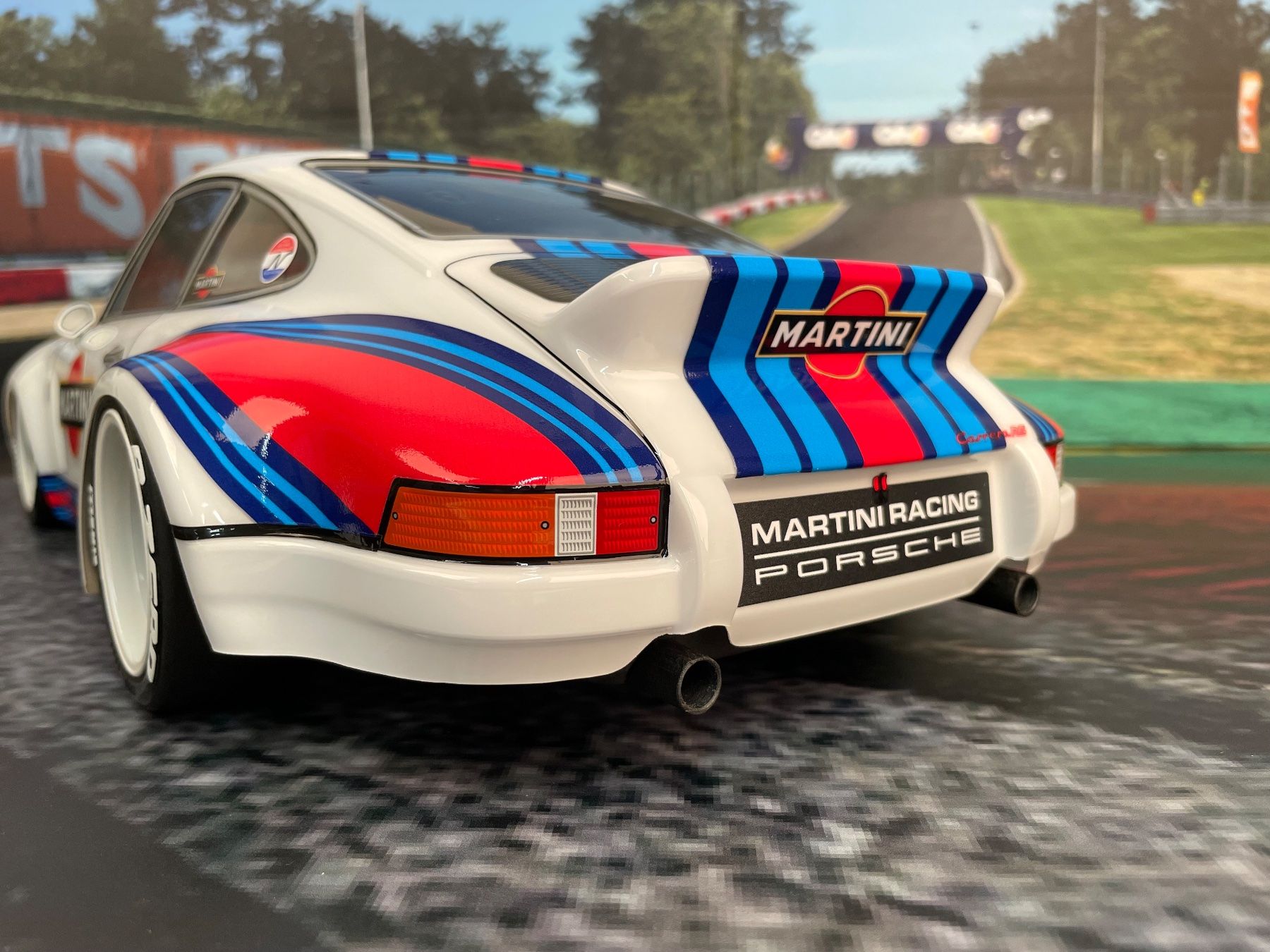 Tamiya Modellismo RC: Tamiya Porsche 911 RS Martini – Nuovo (secondo la descrizione) da Uznach venduto da nightcrawler 3