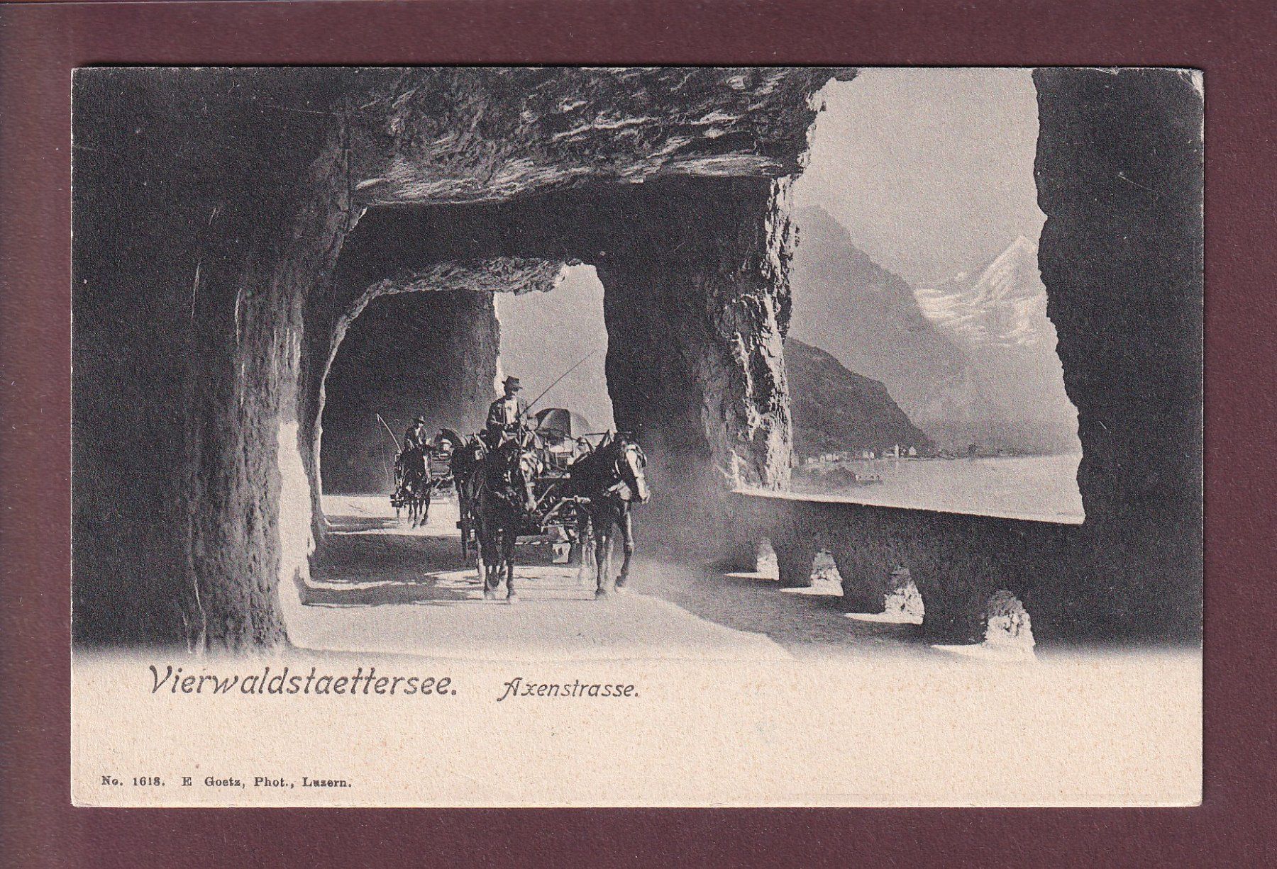 Cartoline postali: AXENSTRASSE - Kutsche – Usato da Pully venduto da nicecards